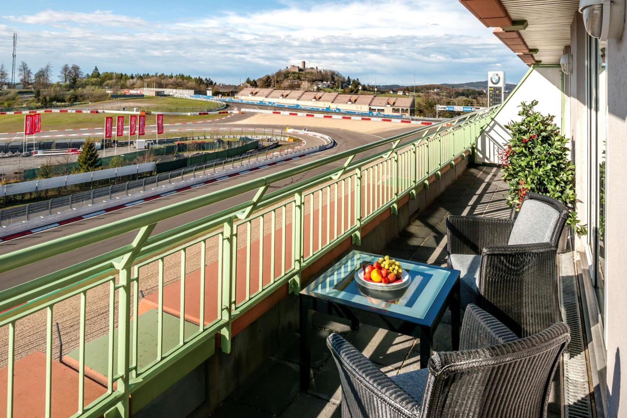 Dorint Am Nuerburgring Hocheifel Hotel Ngoại thất bức ảnh
